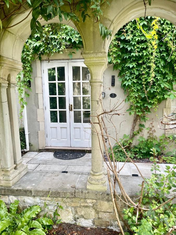 Cosy One Bedroom Apartment Trowbridge Exterior foto